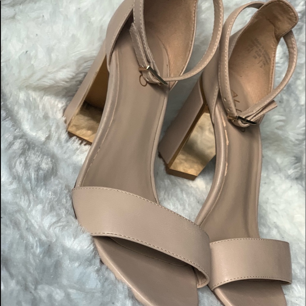 Aldo strapped blocked heel